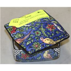 VINTAGE ROYAL DOULTON LIDDED TRINKET BOX