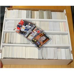 BOX OF OVER 3000 HOCKEY CARDS ASSORTED SETS &