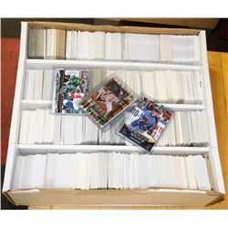 BOX OF OVER 3000 HOCKEY CARDS ASSORTED SETS &
