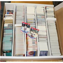 LARGE BOX OF 4000 COUNT HOCKEY CARDS