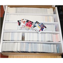 LARGE BOX OF 5000 COUNT HOCKEY CARDS