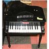 Image 1 : CHILDS REAL BABY GRAND PIANO