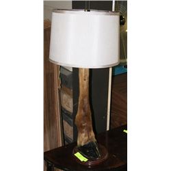 ANIMAL LEG LAMP