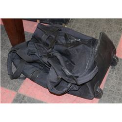 GOLF CLUB TRAVEL BAG.