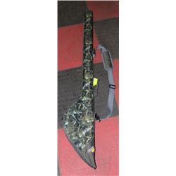 PLANO GUIDE SERIES CAMO FISHING CASE& SHOULDER