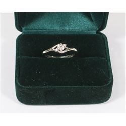 LADIES DIAMOND ENGAGEMENT RING ,9 DIAMONDS,10K