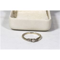 10KT WHITE GOLD .10CTW DIAMOND RING.