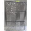 Image 1 : STAINLESS WIRE GRATES - LOT OF 2