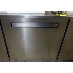 DELFIELD 27" UNDERCOUNTER COOLER