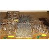 Image 1 : 5  FLATS OF ASSORTED GLASSWARE & LIQUOR GLASSES