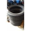 Image 1 : SET OF 3 DUNLOP GRASPIC DS3 215/55/17 INCH TIRES 75 PERCENT