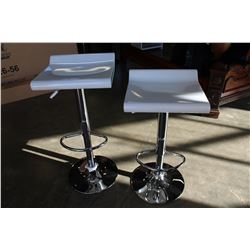 NEW PAIR OF WHITE AND GREEN ADJUSTABLE HEIGHT BARSTOOLS WITH CHROME BASE RETAIL $ 149 EACH