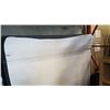 Image 2 : CASPER KINGSIZE MATTRESS