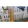 Image 1 : COUNTRY STYLE WHITE PICKET TWIN SIZE BED
