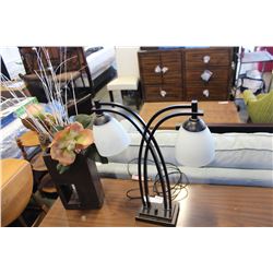 MODERN TABLE LAMP AND VASE