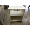 Image 2 : WHITE ROLLING SHELF