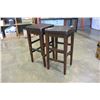Image 2 : 2 LEATHER STOOLS