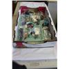 Image 1 : TRAY OF JEWELRY AND CRAFTS SUPPLIES
