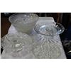 Image 1 : 2 CAKE PLATTERS, 2 LARGE BOWLS AND 2 CRYSTAL PIECES