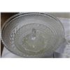 Image 2 : 2 CAKE PLATTERS, 2 LARGE BOWLS AND 2 CRYSTAL PIECES