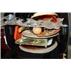 Image 2 : BLACK TOTE OF WOOD PLATTERS AND DECOR