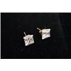 Image 2 : A pair of 14K gold earrings inlay with zircon.