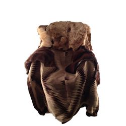 The Hateful Eight Sweet Dave (Gene Jones) Blankets/Animal Pelts Movie Props