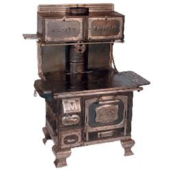 Salesman sample stove, "Majestic Junior", The Great Majestic, St. Louis, cast iron w/nickel trim, 2