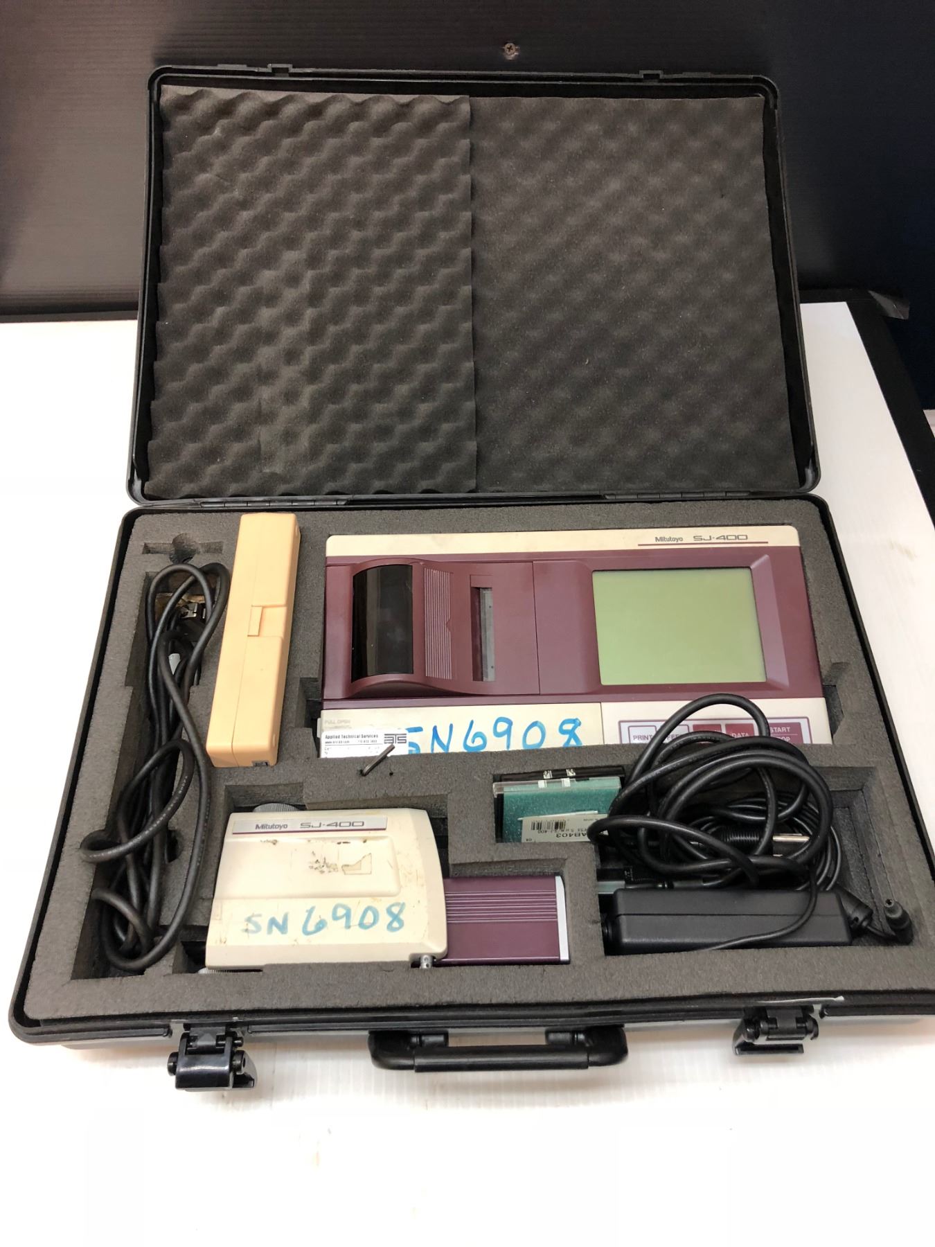 Mitutoyo Surftest SJ-400 Portable Surface Roughness Tester - BTM Industrial