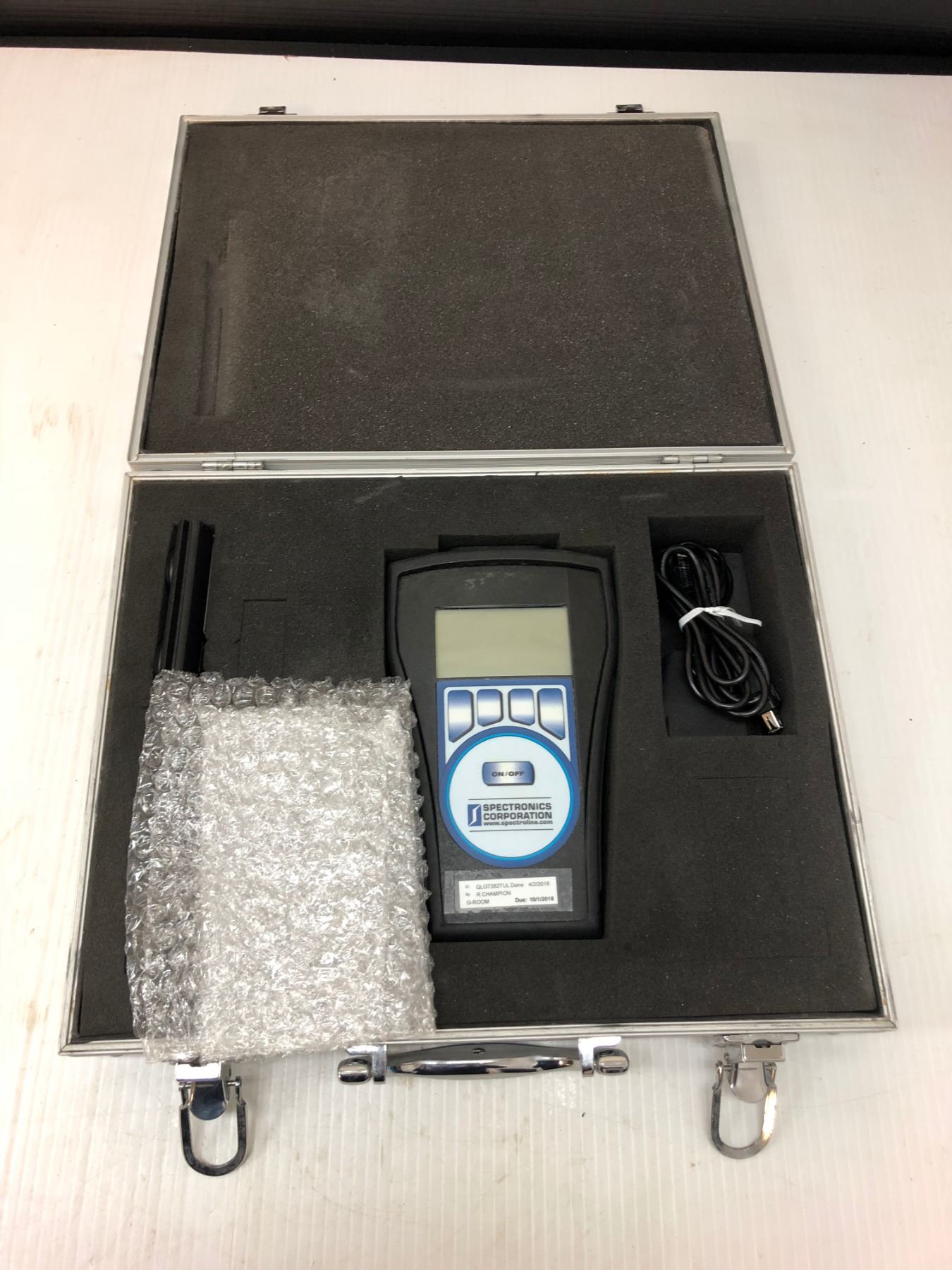 SPECTROLINE ACCUMAX XRP-3000 DIGITAL RADIOMETER/PHOTOMETER KIT