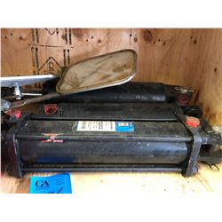 3 Hydraulic Cylinders 10" Stroke/2 - Extended Mirrors/Red Tool Box w/Assisted Tools