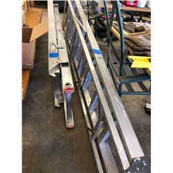 10' Aluminum Step Ladder