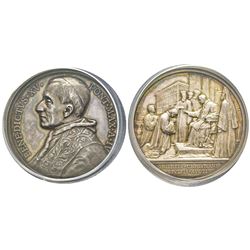 Benedetto XV 1914-1922 Medaglia in argento, 1918, AN IV, AG 38 g.,     44 mm, Opus Bianchi     Avers