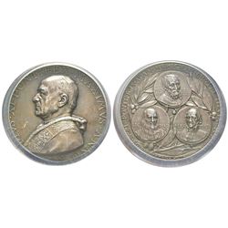 Pio XI 1922-1939 Medaglia in argento, 1938, AN XVI,     AG 41 g., 44 mm, Opus Mistruzzi     Avers : 