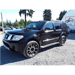 K5 -- 2009 NISSAN PATHFINDER SUV, BLACK, 215,800 KMS