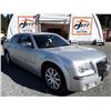 Image 2 : B3 -- 2010 CHRYSLER 300, SEDAN, GREY, 153683 KM'S