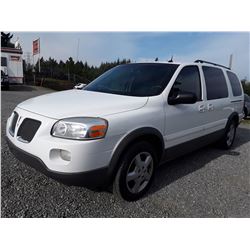 M4 -- 2005 Pontiac Montana , White , 198409  KM's