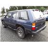 Image 4 : H2 --  1995 NISSAN PATHFINDER LE, BLUE, 257333 KMS , Blue , 257333  KM's