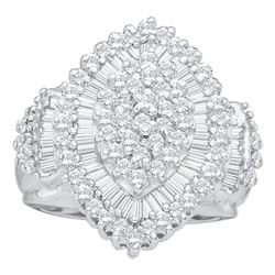 1.03 CTW Diamond Oval Cluster Ring 10KT White Gold - REF-59N9F