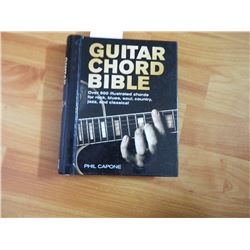 BOOK - GUITAR CHORD BIBLE - PHIL CAPONE 2009