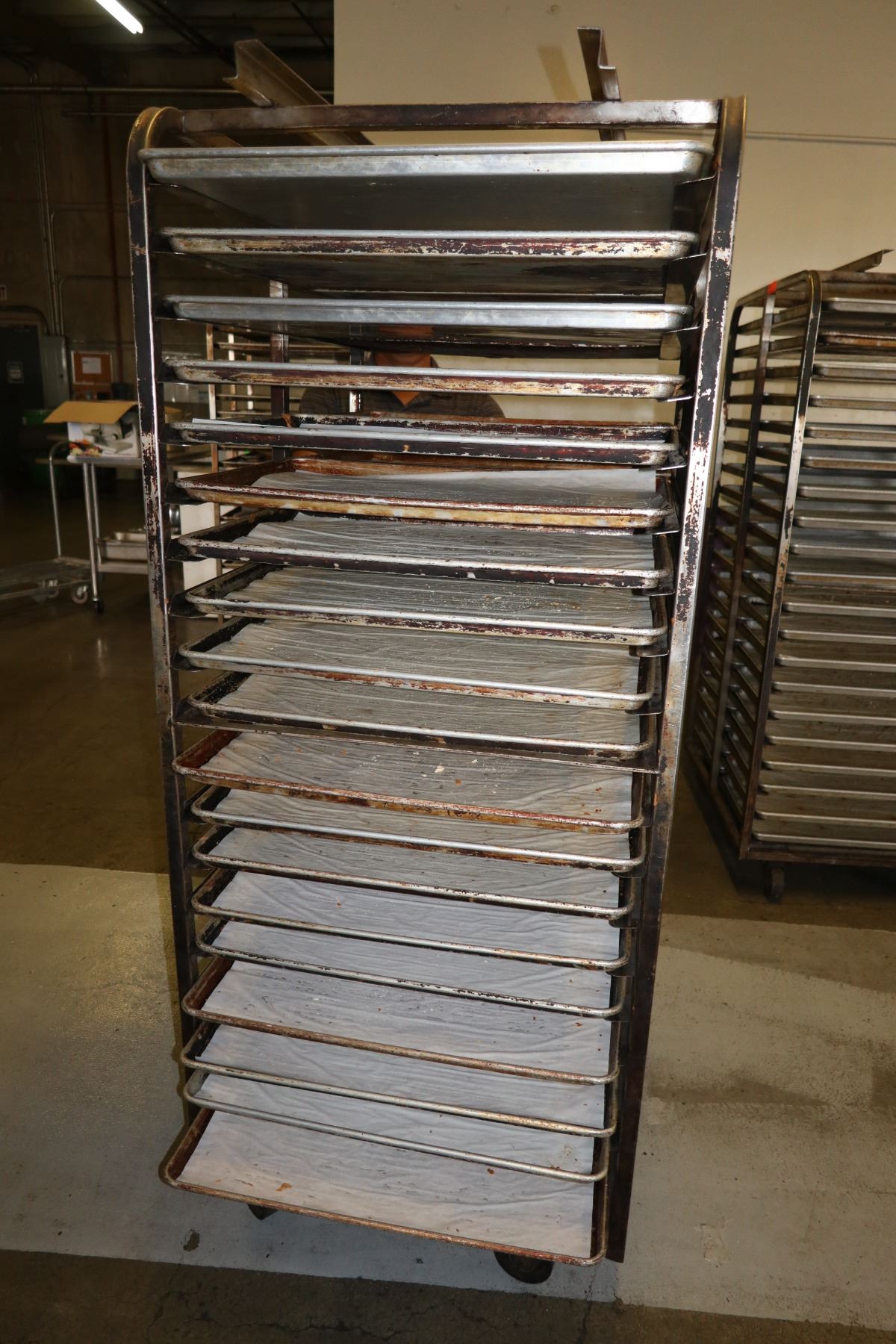 Large Speed Rack w/ Sheet Pans