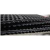 Image 2 : Black Ruber Kitchen Mats 36" L x 36" W
