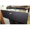 Image 2 : 2-Drawer Lateral Metal Filing Cabinet 36" x 18" x 27" H