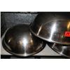 Image 2 : Approx 9 Metal Mixing Bowls - Various Sizes