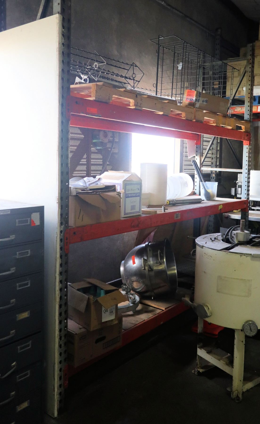 Warehouse Pallet Racking System - 2 Uprights, 6 Cross Beams