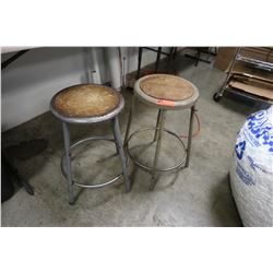 2 Metal Bar Stools