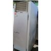 Image 1 : Traulsen & Co DLT 132 WUT Commercial Refrigerator