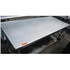 Image 2 : Stainless Steel Work Table w/ Undershelf
