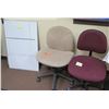 Image 1 : 2 Rolling Office Chairs (1 Red, 1 Beige) & Dry Erase White Board