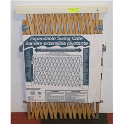 EXPANDABLE SWING GATE